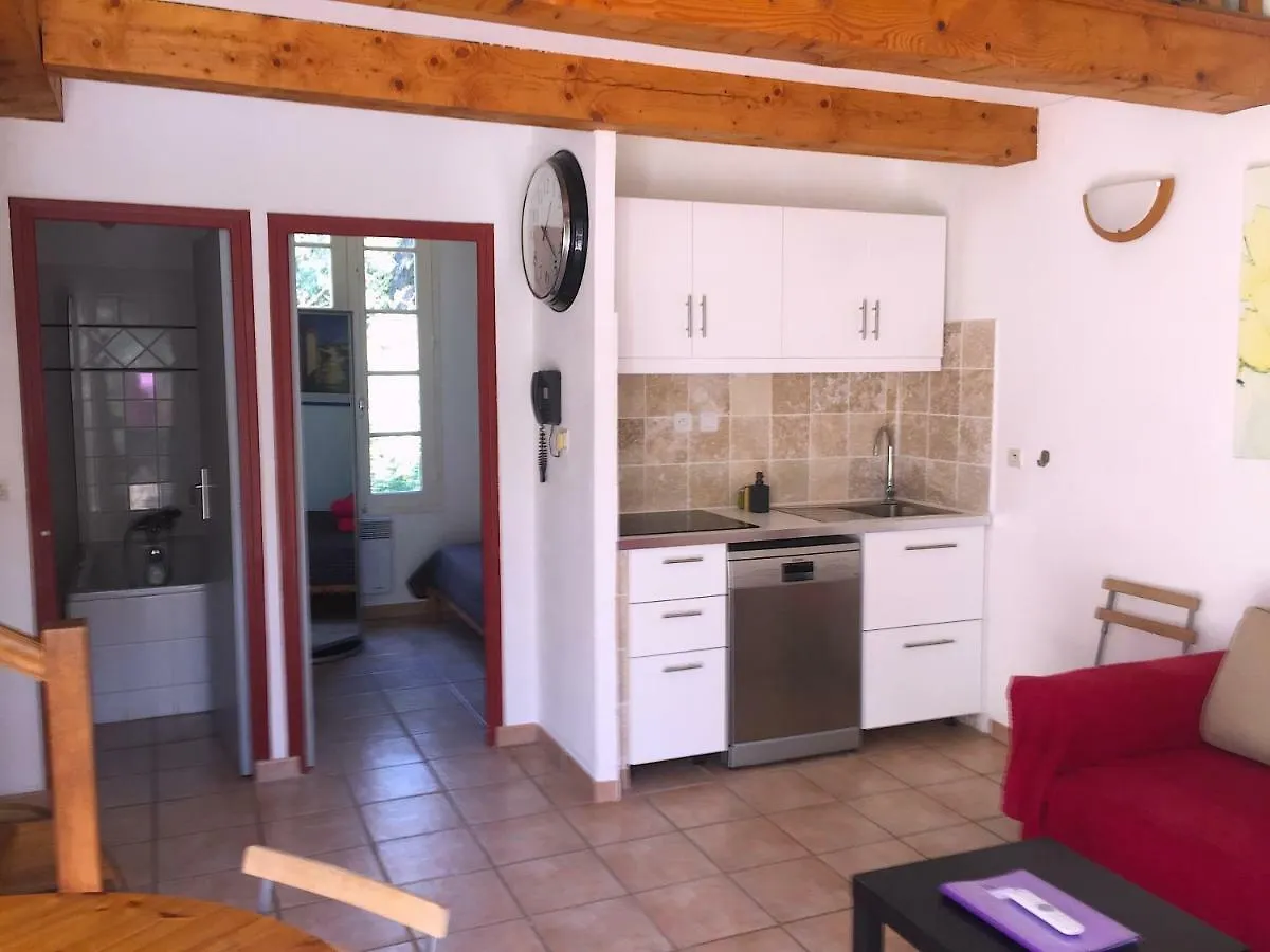 Appartement les Galejades phare à Porquerolles 0*,